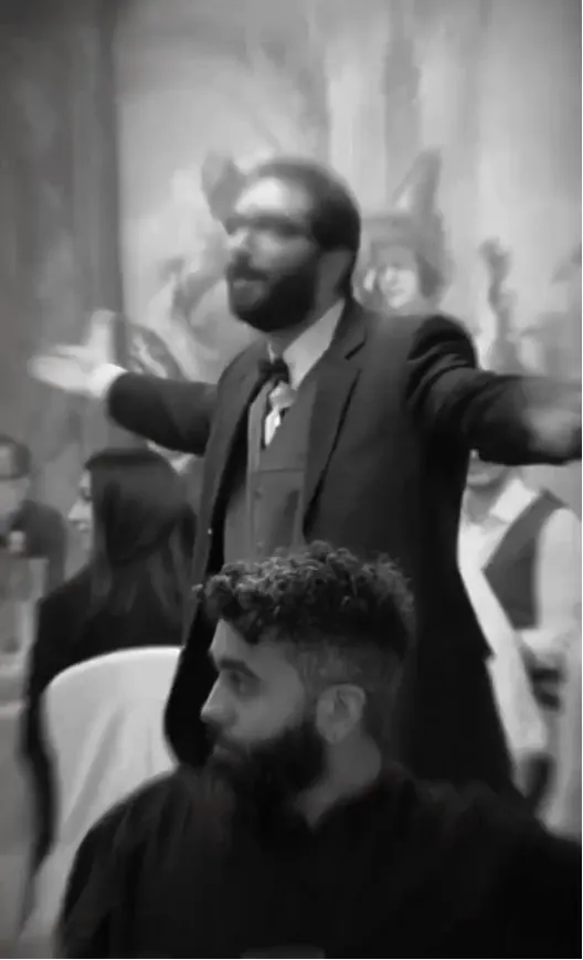 Attori The ELP in scena durante una cena con delitto